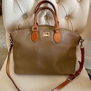 ❗️SOLD❗️Dooney & Bourke Satchel